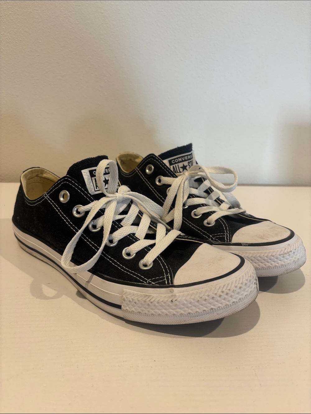 Converse Black & White Women’s Low Top All Star Sneakers